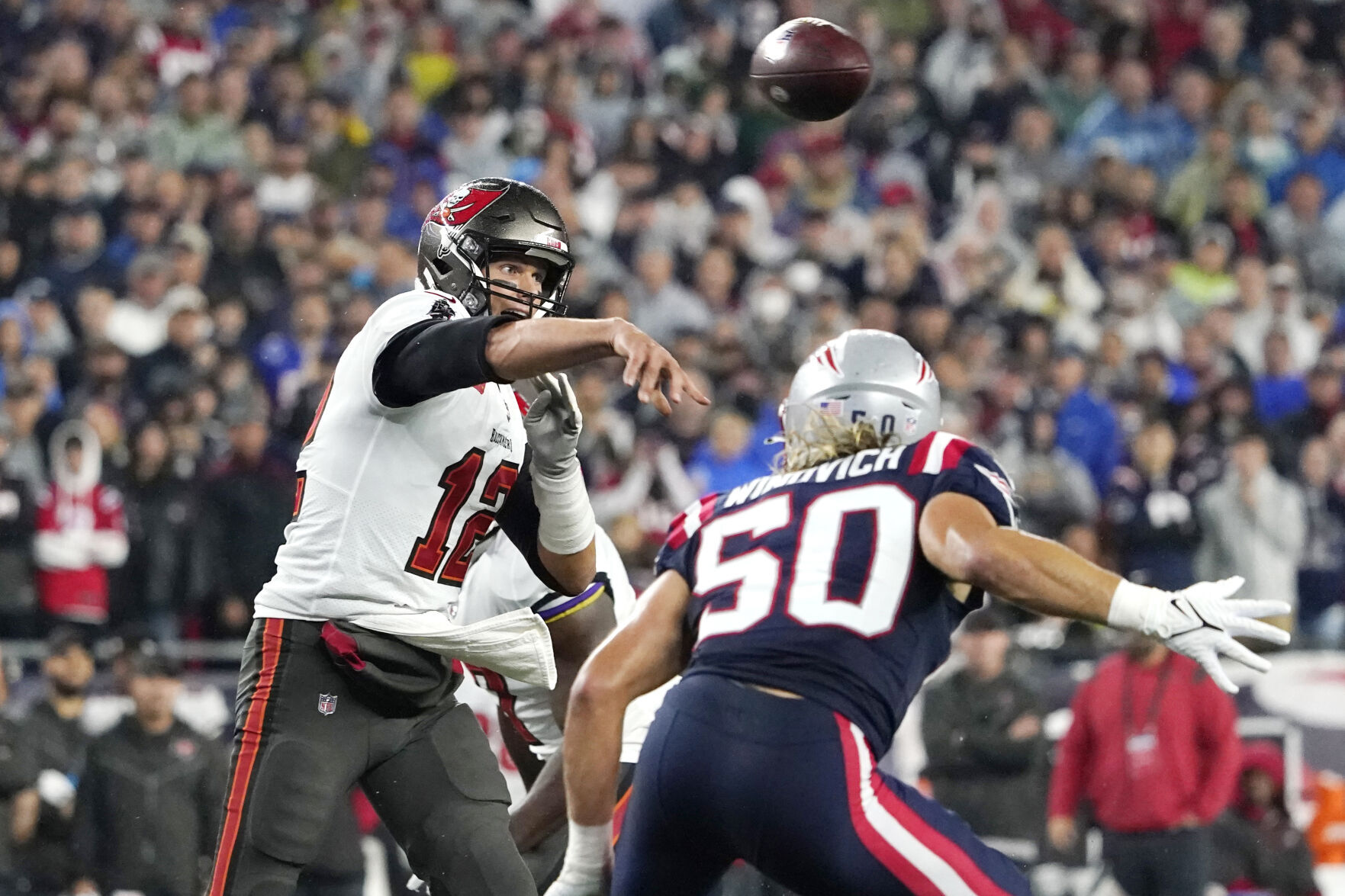 APTOPIX Buccaneers Patriots Football